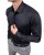 Czarna satynowa koszula męska slim fit – widok z boku