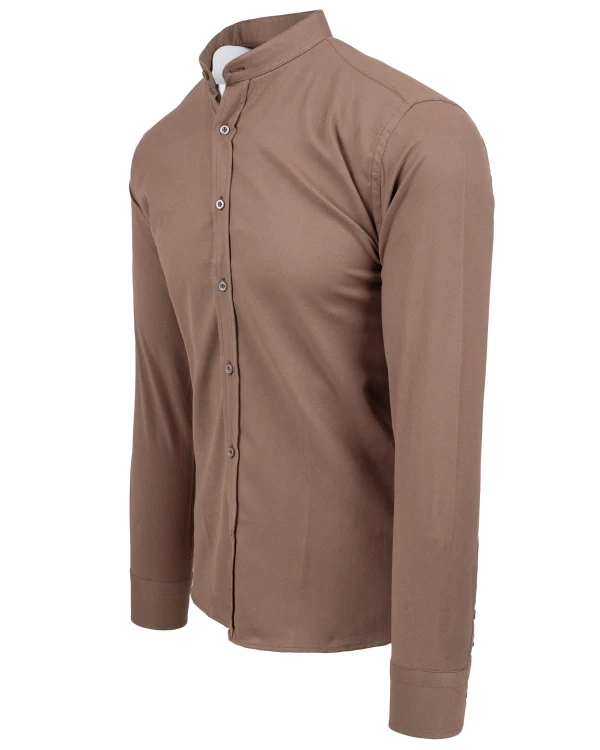 elegancka-koszula-meska-slim-fit-ze-stojka-brazowa-4.jpg