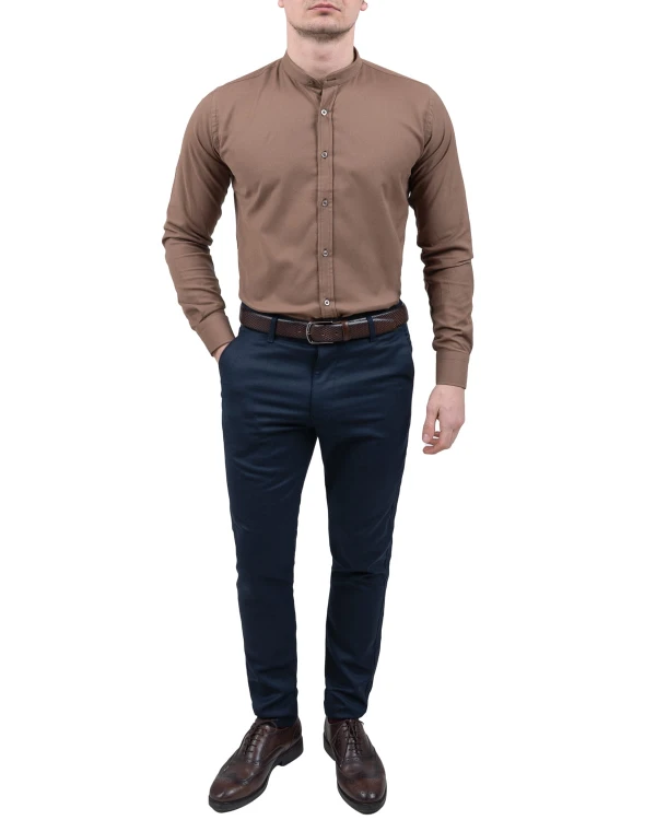 elegancka-koszula-meska-slim-fit-ze-stojka-brazowa-13.jpg