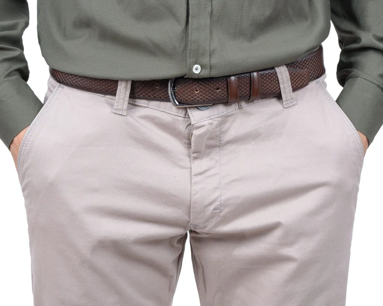spodnie-chinos-bezowe-jasne-letnie-materialowe-3.jpg