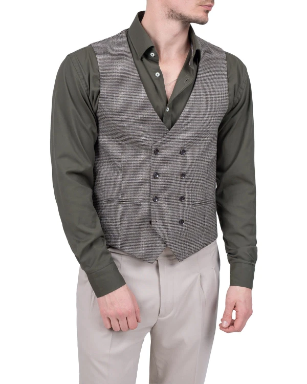 Kamizelka męska dwurzędowa w pepitkę z przodu – styl smart casual