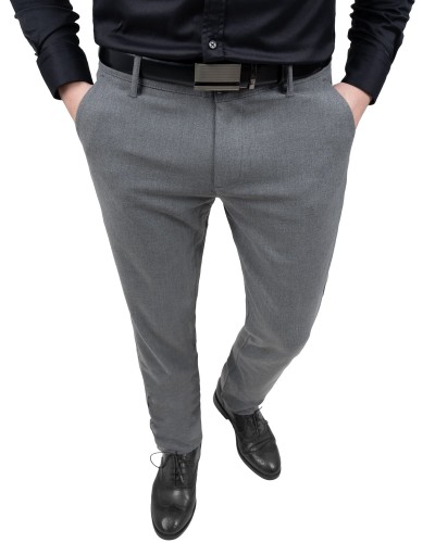Przód spodni męskich szarych w kroju Slim Fit