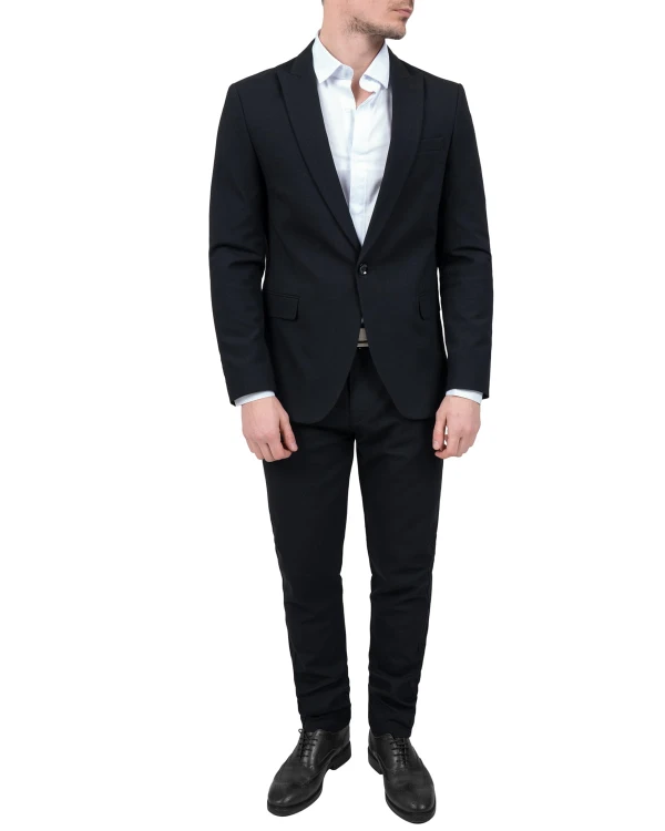 Garnitur męski czarny Slim Fit – całość z przodu