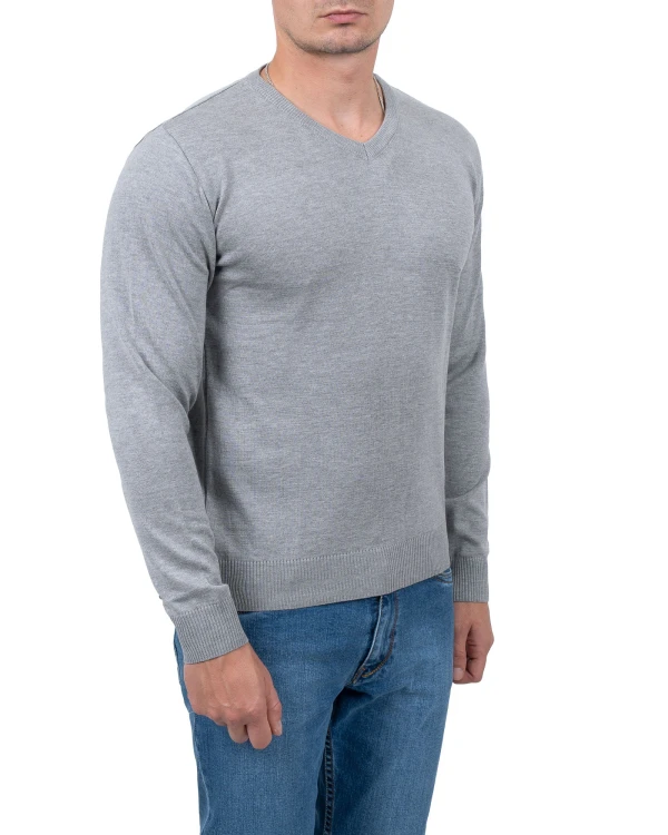 sweter męski szary w serek bok model