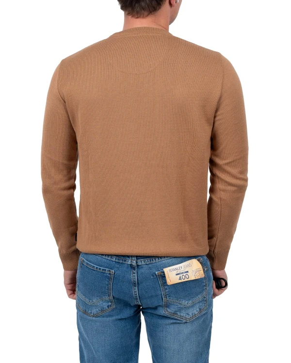 sweter męski jasny brąz w serek - tył