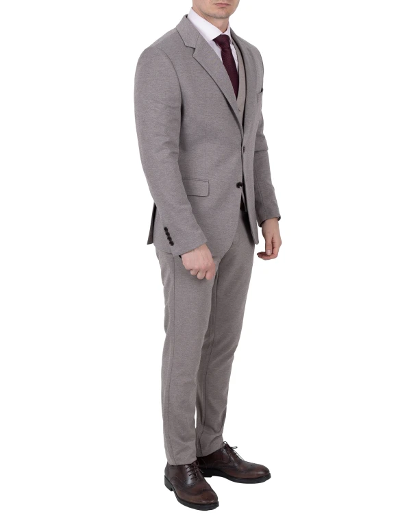 Garnitur slim fit szarobezowy melanż — widok boczny, Szafler