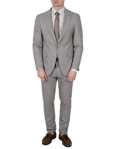 Garnitur męski jasny szary Slim Fit - cała sylwetka z krawatem, Szafler