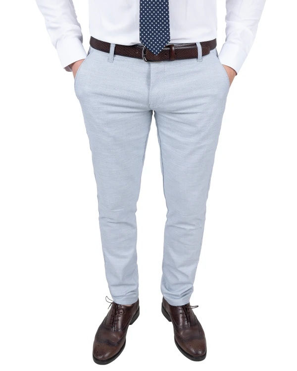 Spodnie męskie szaroniebieskie wizytowe Slim Fit - cała sylwetka z przodu, Szafler