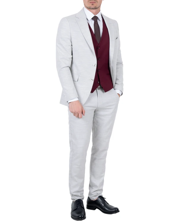 Garnitur męski jasnoszary z kamizelką - elegancka stylizacja z przodu, Szafler