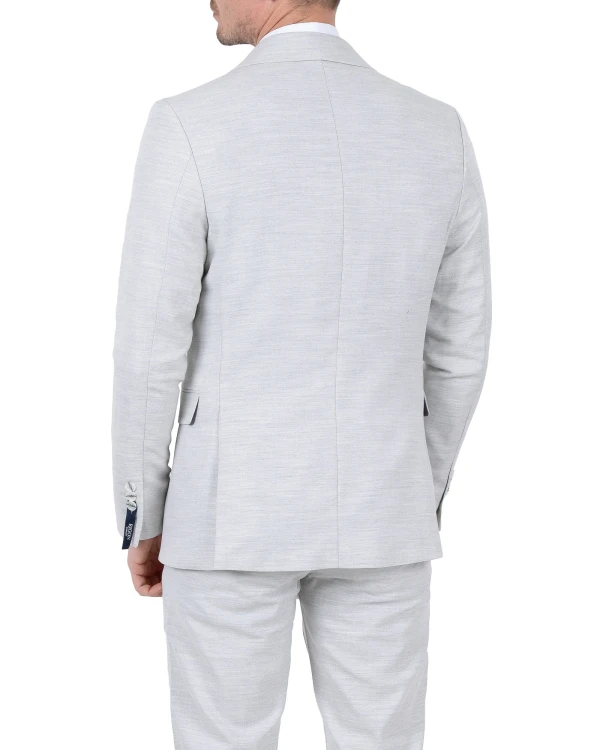 Jasnoszary garnitur męski slim fit - widok z tyłu, krój marynarki, Szafler